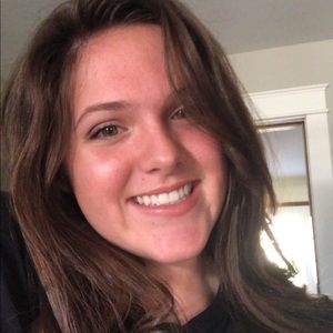 Meet your Posher, Mackenzie